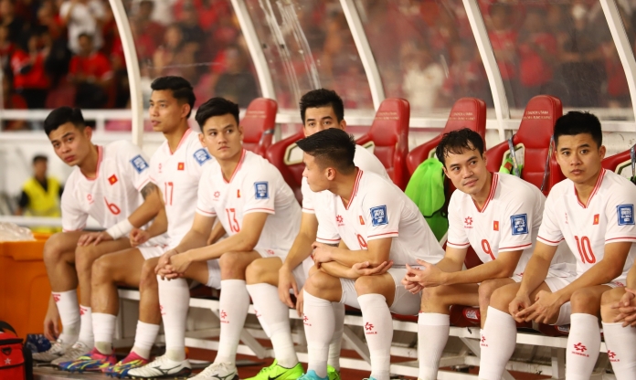 HLV Troussier loại 5 cầu thủ ĐT Việt Nam trước trận Indonesia