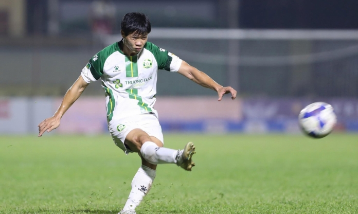 Công Phượng tiếp tục tạo ra cơn sốt lớn ở giải hạng Nhất