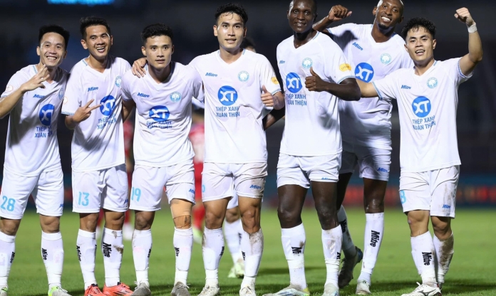 Vòng 7 V-League 2024/2025: Hấp dẫn cuộc đua vô địch