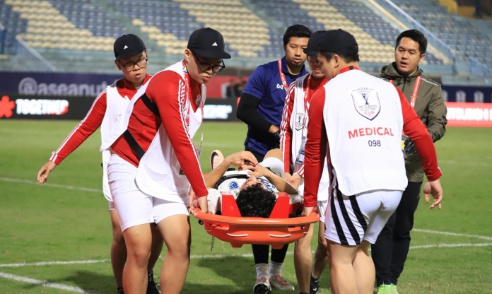 Sau trận ở Việt Nam, sao Thái Lan nghỉ hết vòng bảng AFF Cup
