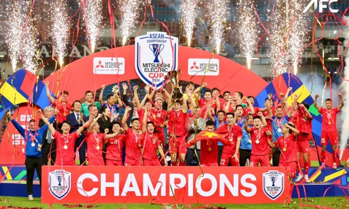 FIFA báo tin cực vui cho ĐT Việt Nam sau chức vô địch AFF Cup