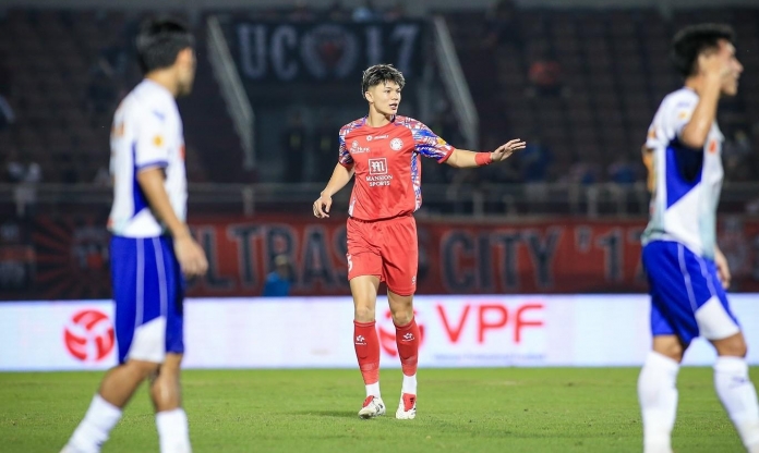 Trung vệ Mỹ gốc Việt cùng U22 Việt Nam đá SEA Games 33?