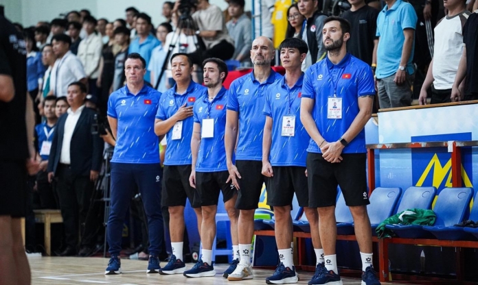 Tuyển Việt Nam sắp có thêm HLV ngoại mới