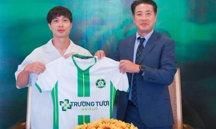 Chuyên gia Nhật Bản bất ngờ chia tay đội Công Phượng