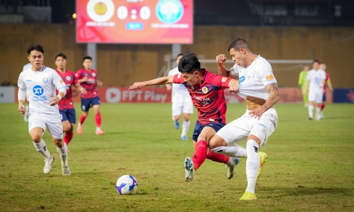 Trực tiếp Nam Định vs CAHN: Đình Bắc dự bị