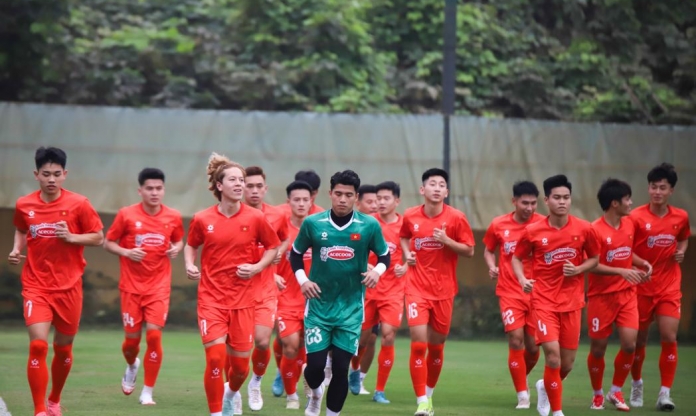 ĐT Việt Nam và U23 Việt Nam lại tập trung song song