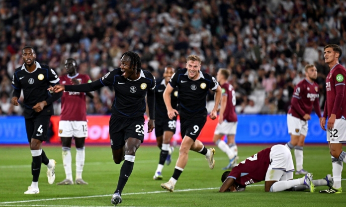 Cole Palmer vắng mặt, Chelsea vẫn thắng đậm West Ham