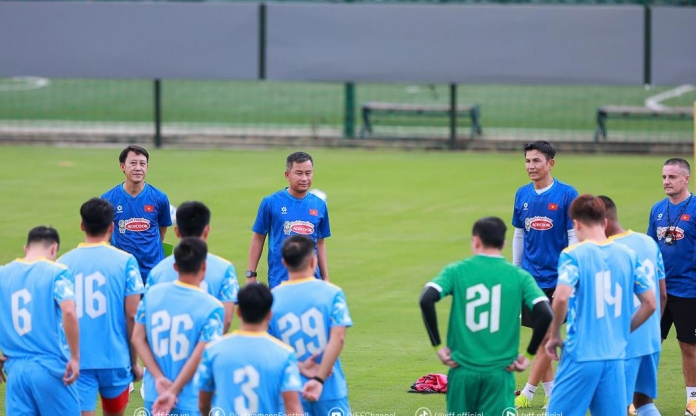 Các cầu thủ chia tay ĐT Việt Nam, trở về CLB