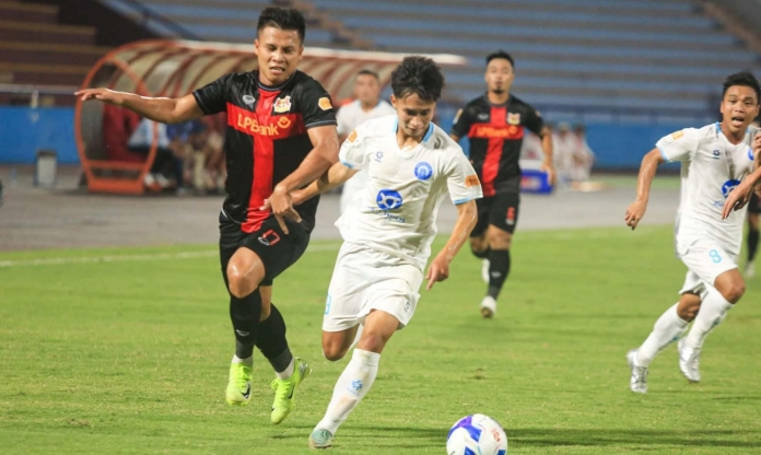 Vừa đổi tên, 1 CLB Việt Nam thay toàn bộ HLV và trợ lý