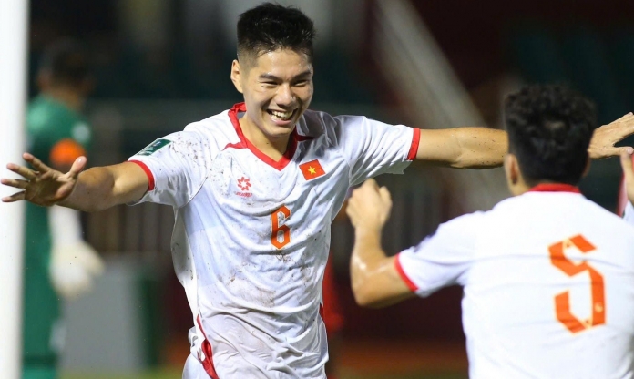 Trực tiếp Việt Nam 1-0 Nepal: Tìm bàn thắng thứ 2