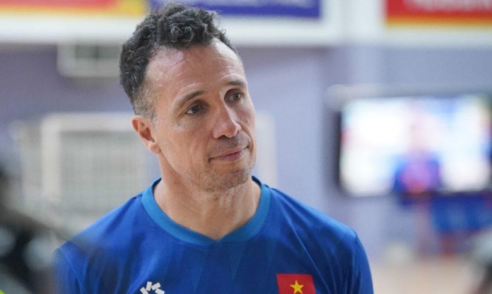 HLV Argentina phải loại 3 tuyển thủ Việt Nam trước SEA Games