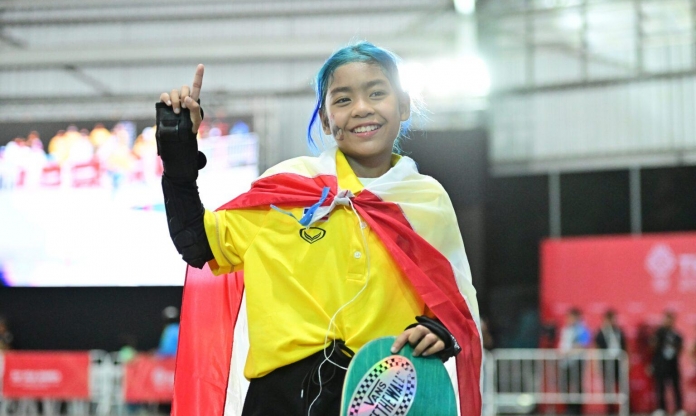 SỐC: VĐV nhí 10 tuổi gây sốt khi giành HCV SEA Games 33