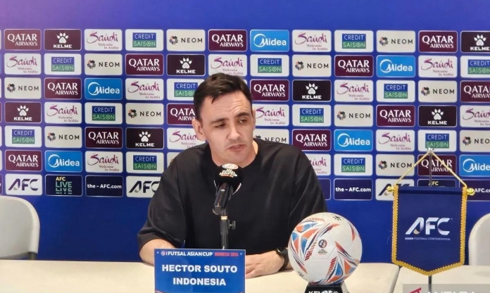 HLV Tây Ban Nha: 'Cả thế giới đã mong Indonesia thắng Iran'