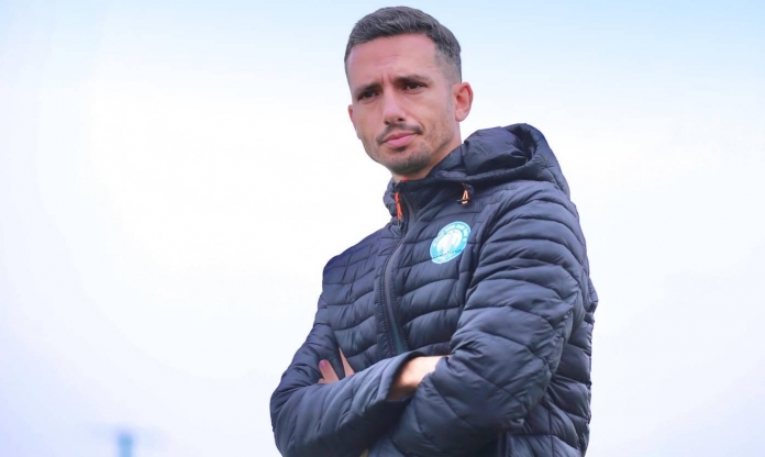 HLV Bồ Đào Nha viết tâm thư chia tay CLB Nam Định