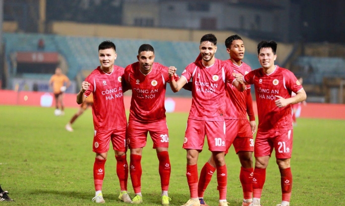 Vòng 14 V-League: CAHN thăng hoa, căng thẳng nhóm cuối