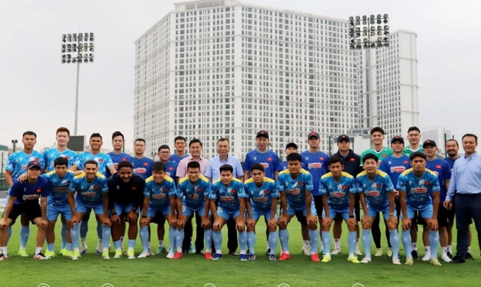 ĐT Việt Nam nhận doping tinh thần từ 2 sếp lớn VFF