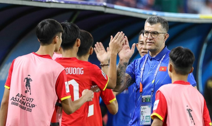 Đả bại Australia, HLV Brazil đi vào lịch sử cùng tuyển Việt Nam