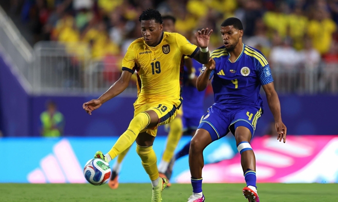 Kiên cường cầm hòa Ecuador, Curacao có điểm số World Cup lịch sử