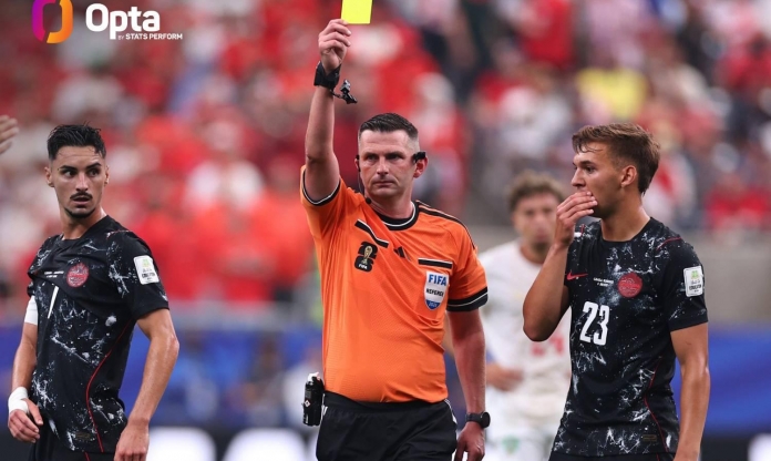 Trận đấu đầu tiên vòng 1/8 World Cup đi vào lịch sử theo cách khó tin