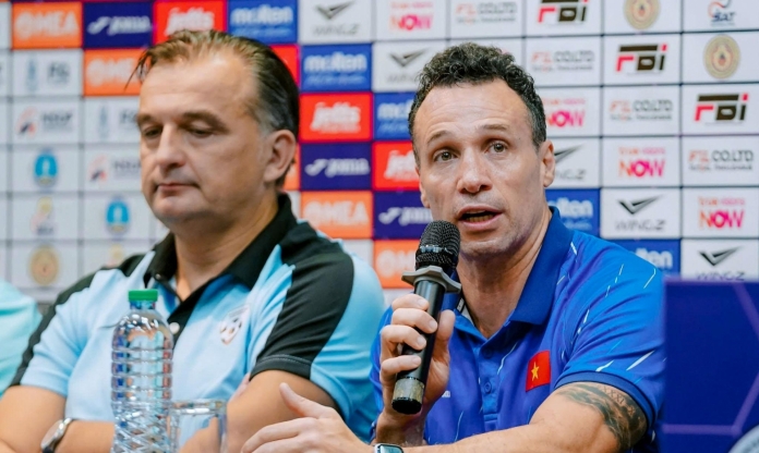 HLV Argentina nói thẳng cơ hội dự World Cup của tuyển Việt Nam