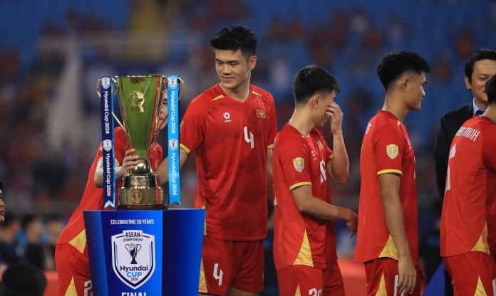 CHÍNH THỨC: Trung vệ cao nhất lịch sử ĐT Việt Nam lỡ hẹn FIFA ASEAN Cup