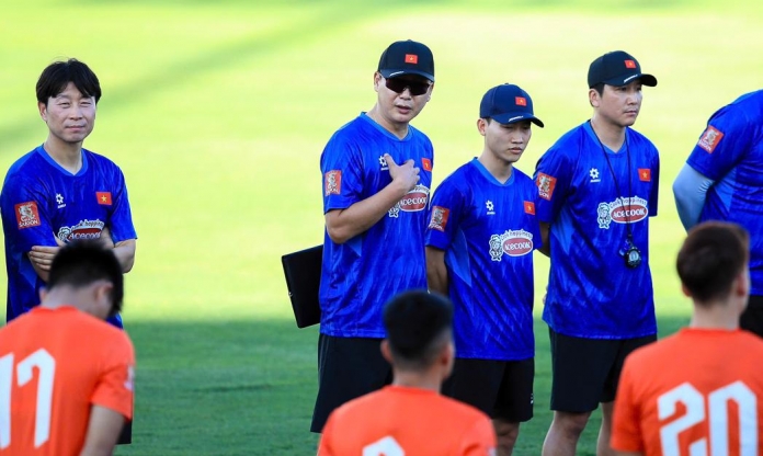 NÓNG: ĐT Việt Nam lập tức tìm HLV Hàn Quốc mới sau FIFA ASEAN Cup