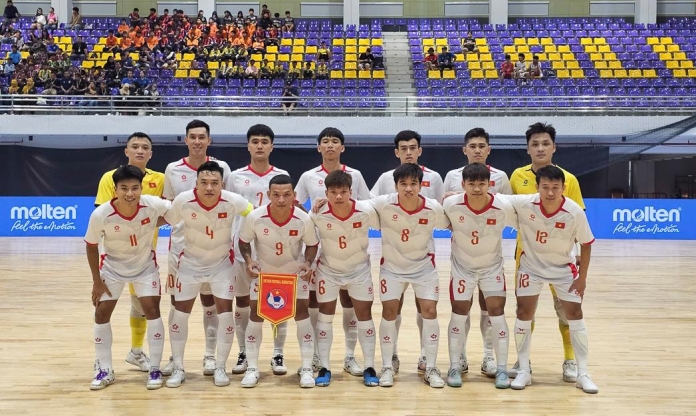 NÓNG: HLV Argentina cùng tuyển Việt Nam đá giao hữu với Nga
