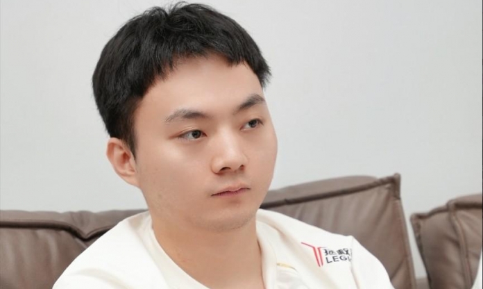 Siêu sao WBG còn nói một câu khiến khán giả 'chết lặng' trong ngày hóa 'tạ tấn'