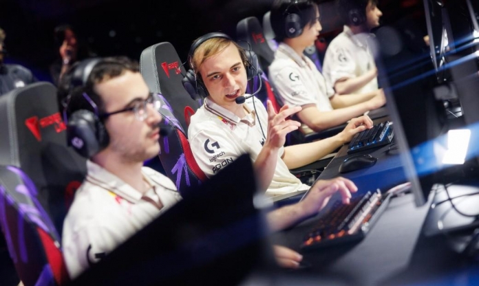 Riot đang hủy hoại một khu vực lớn từng cạnh tranh sòng phẳng với LCK và LPL