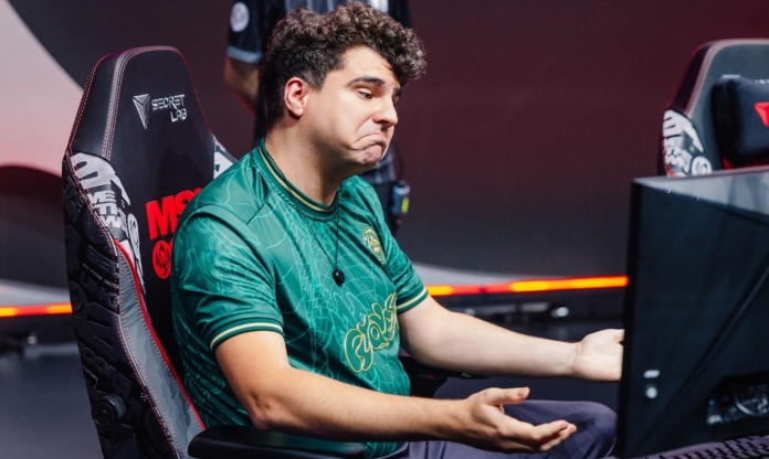 Khuyên game thủ nữ nghỉ thi đấu trong ngày 'đèn đỏ', siêu sao LMHT nhận cái kết đắng