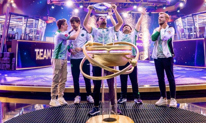 Team Falcons đánh bại Xtreme Gaming, lên ngôi vô địch The International 2025