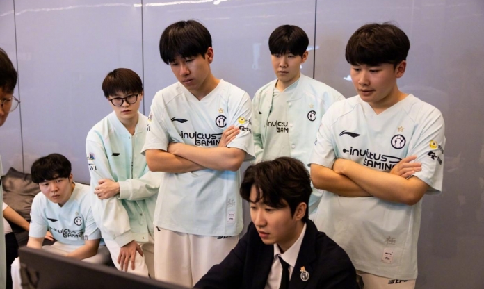 Hóa 'tạ tấn' khiến IG thảm bại, cựu vương CKTG nhận mưa chỉ trích