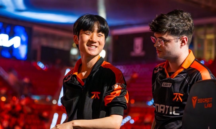 Nối gót T1, 'người kế thừa Faker' cũng có vé dự CKTG 2025