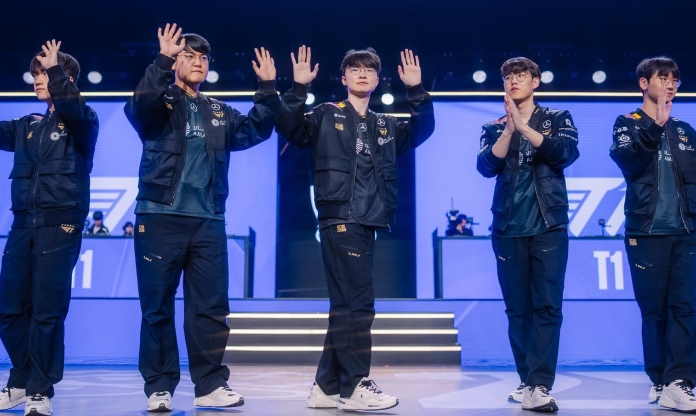 HLV kkOma hé lộ bí quyết săn cú hat-trick vô địch CKTG cùng T1