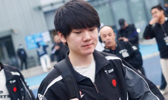 Thảm bại ở CKTG 2025, TES còn bị gán mác 'đội LPL tệ nhất năm'