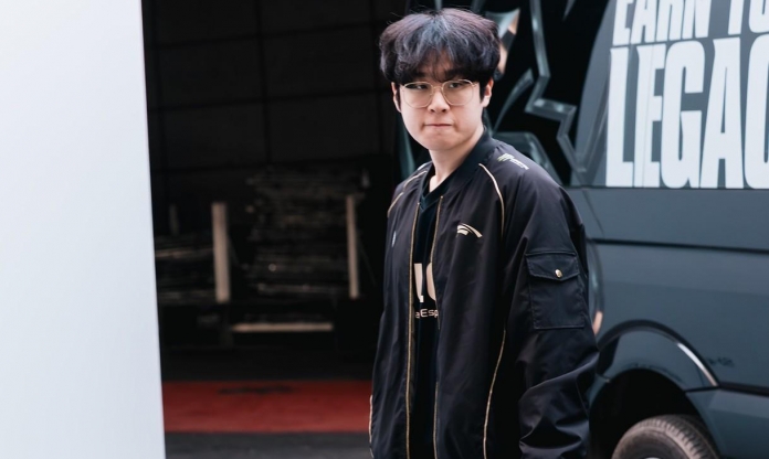 Một 'đại gia' LPL đang cố gắng chiêu mộ Zeus và Viper để tìm cách lật đổ T1