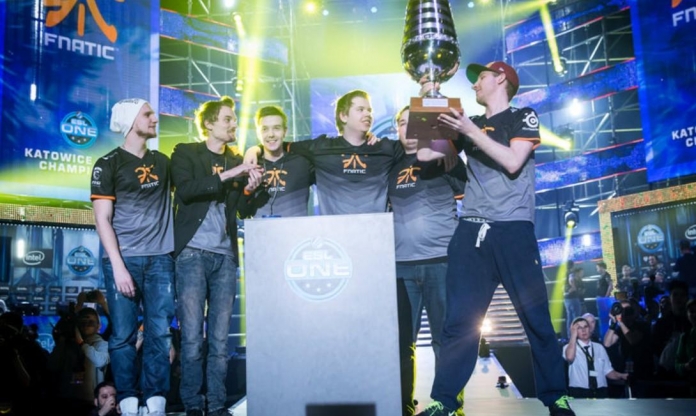 Một trong những tổ chức Esports vĩ đại nhất thế giới sắp bị 'bán thanh lý'