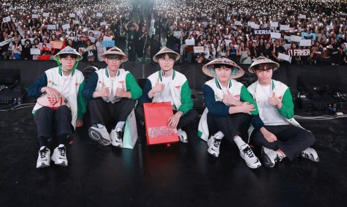 CĐV Hàn cũng 'cạn lời' trước loạt lùm xùm của sự kiện T1 đến Việt Nam