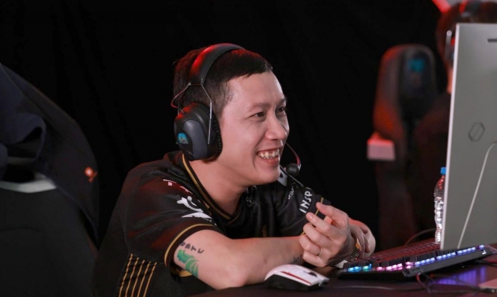 Hé lộ 'góc khuất' sự kiện T1 đến Việt Nam, Thầy Giáo Ba hết lòng nhưng bị BTC đối xử 'hết hồn'