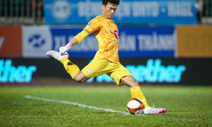 Bùi Tiến Dũng bắn tín hiệu, CĐV phấn khích mời trở lại ĐT Việt Nam