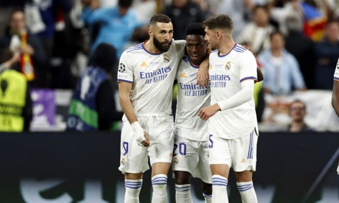 BIẾN CĂNG: Bị xúc phạm, sao Real Madrid đấm thẳng mặt cầu thủ Villarreal