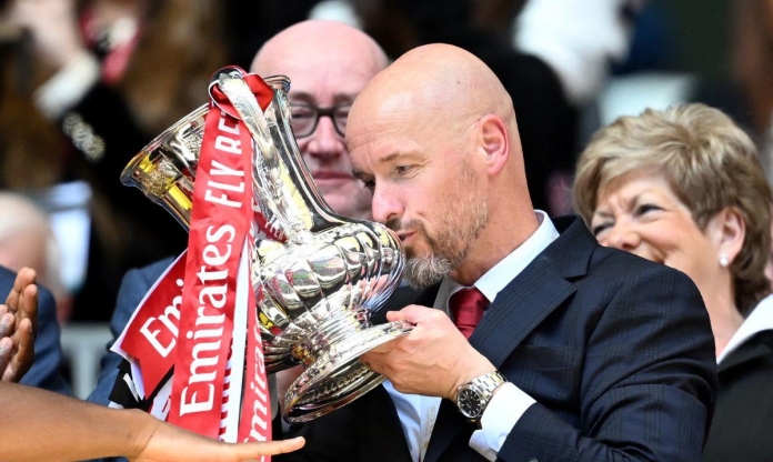 Bayer Leverkusen nhắm cựu HLV Man United thay thế Alonso