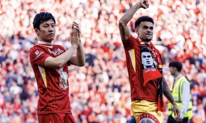 Slot giữ lại cầu thủ có thống kê thẻ vàng kỳ lạ nhất Premier League