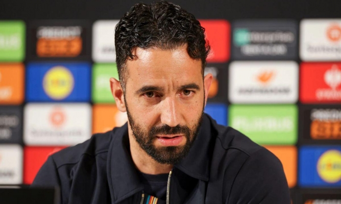 Man United có thể kiếm bao nhiêu tiền nếu giành vé dự C1?