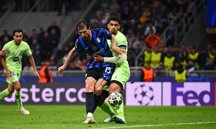 CĐV Barca yêu cầu bán ngay một cầu thủ sau trận thua Inter