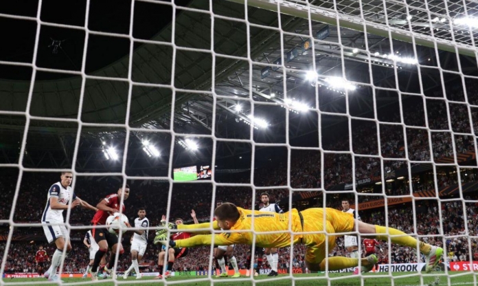 Thủ môn Tottenham lên tiếng sau hàng loạt pha cứu thua xuất thần