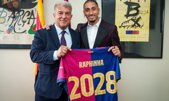 CHÍNH THỨC: Barca giữ chân thành công Raphinha