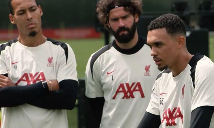 Alexander-Arnold bật khóc tại Liverpool