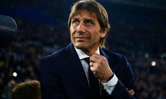 Conte thúc giục Napoli cướp mục tiêu của Arsenal và Man Utd