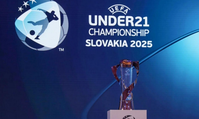 UEFA chính thức áp dụng luật mới cho thủ môn